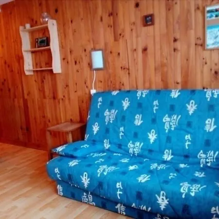 Besse-et-saint-anastaise-super Besse, 1 Piece, 4 Personnes - Fr-1-395-19 Apartment Super Besse
